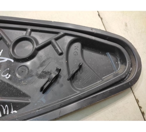 Накладка внутренняя панели двери задней левой