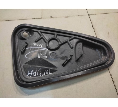 Накладка внутренняя панели двери задней левой