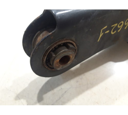 Рычаг подвески (задний, левый, нижний)