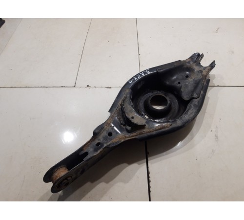 Рычаг подвески (задний, левый, нижний)