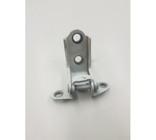 Петля двери задняя правая нижняя