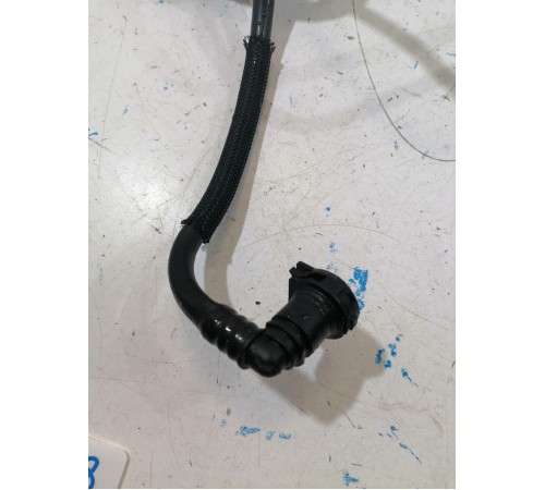 Трубка топливная