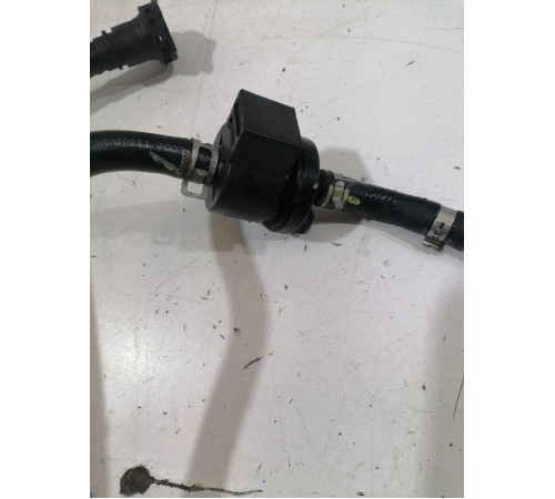 Трубка топливная