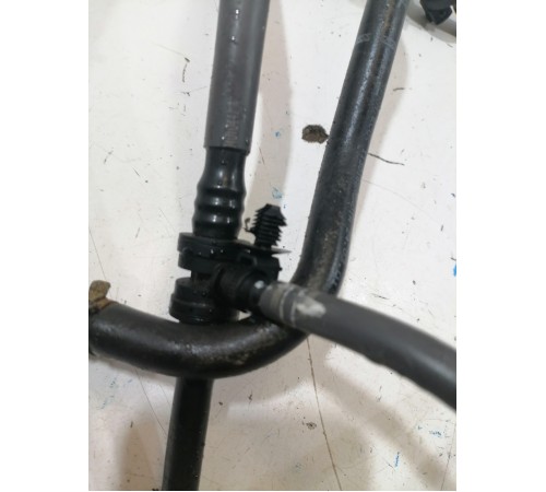 Трубка топливная