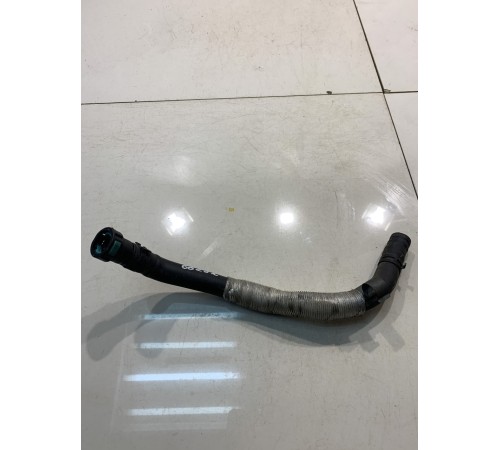 Патрубок системы охлаждения