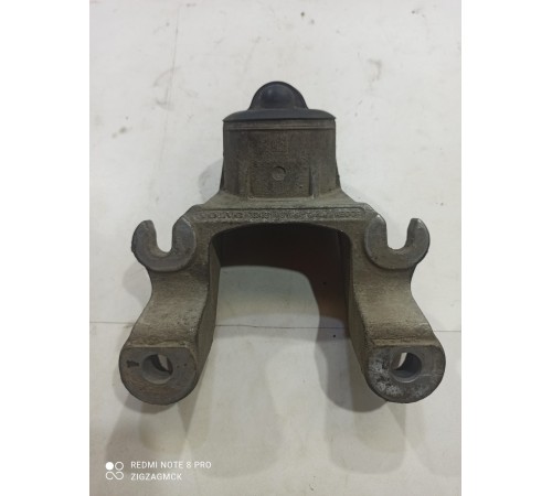 Опора амортизатора(задняя правая)