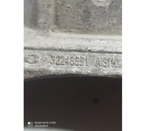 Опора амортизатора(задняя правая)