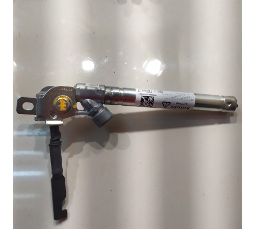 Преднатяжитель ремня безопасности (передний, правый)