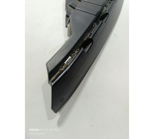 Накладка переднего бампера верхняя левая