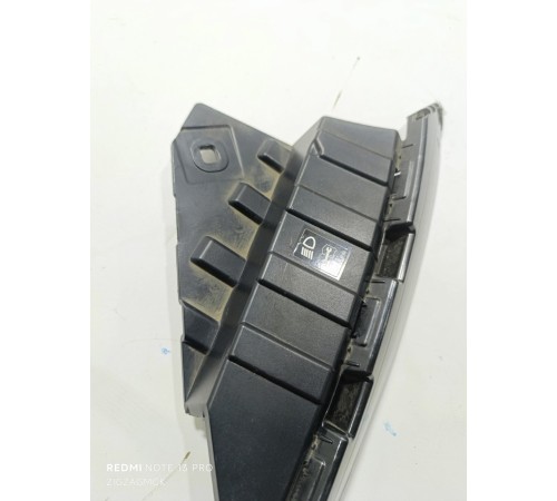 Накладка переднего бампера верхняя левая