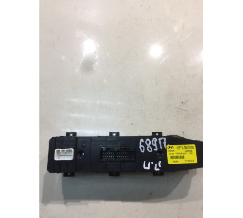 Кнопка стеклоподъемника (передняя, правая)