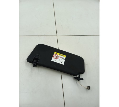 Козырек солнце защитный правый