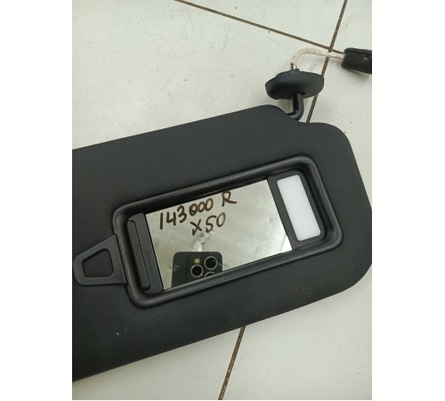 Козырек солнце защитный правый