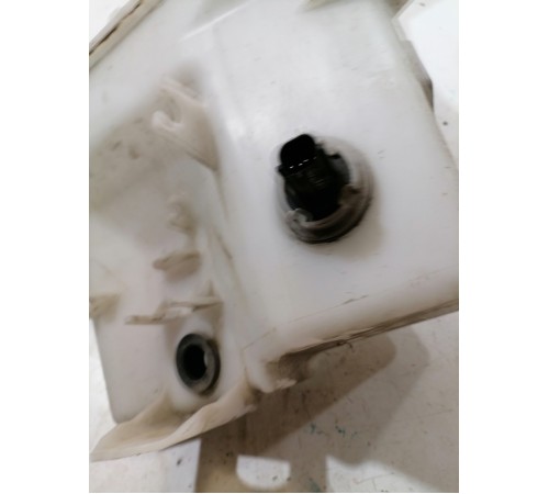 Бачок омывателя