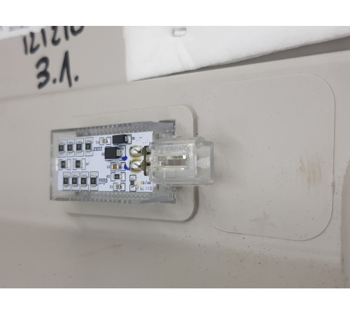 Накладка задней стойки левая