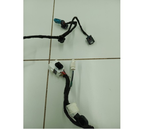 Электропроводка крышки багажника