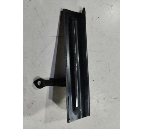 Накладка (заглушка) кузова