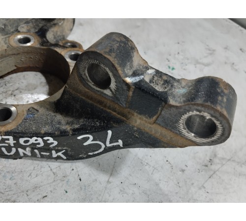 Кулак поворотный задний левый