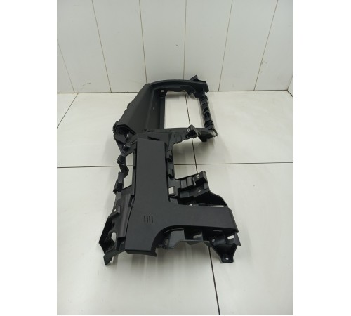 Накладка торпедо правая под бардачок