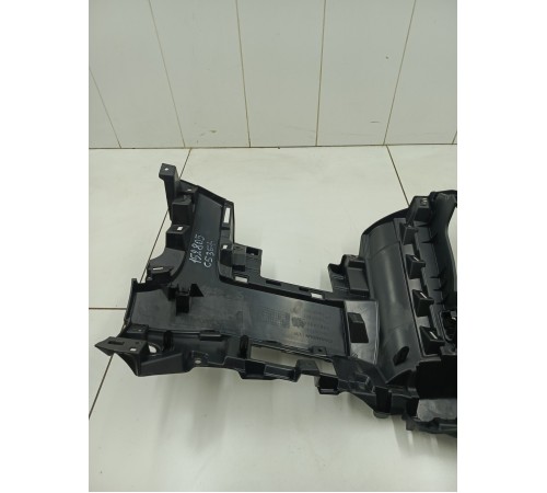 Накладка торпедо правая под бардачок