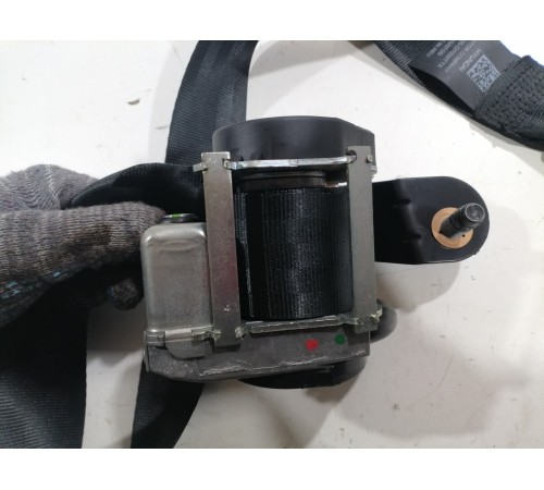 Ремень безопасности задний правый