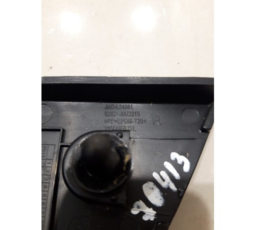 Уголок двери (задний, правый)