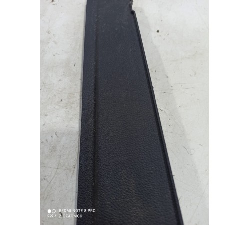 Накладка стойки передняя левая