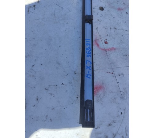 Накладка (рейлинг) крыши правая