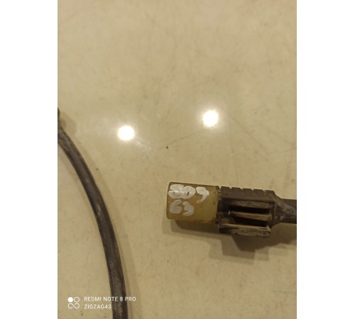 Датчик уровня износа колодок(передний правый)