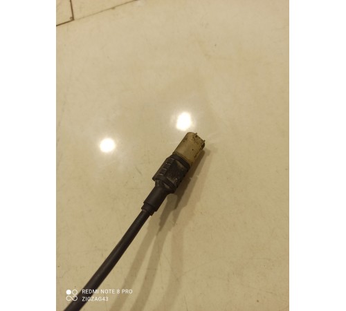 Датчик уровня износа колодок(передний правый)