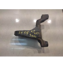 Кронштейн АКПП (задний)