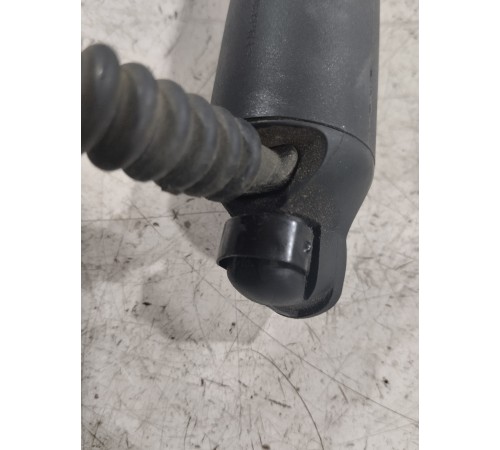 Амортизатор крышки багажника левый