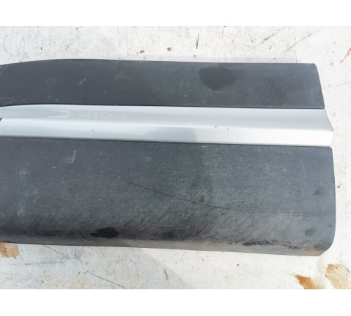 Накладка двери задняя правая