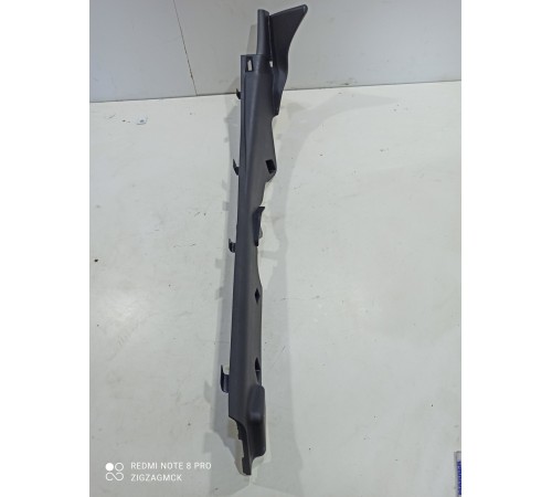 Накладка салона (левая)