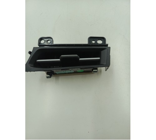 Воздушный дефлектор левый