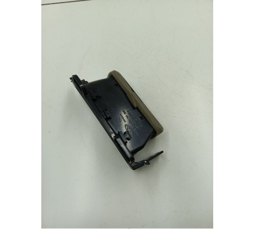 Воздушный дефлектор левый