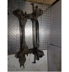 Балка подвески задн.