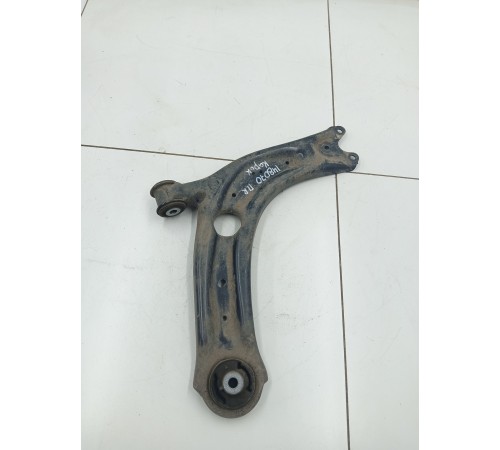 Рычаг подвески передний правый