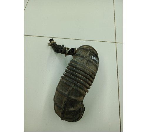 Патрубок воздушного фильтра