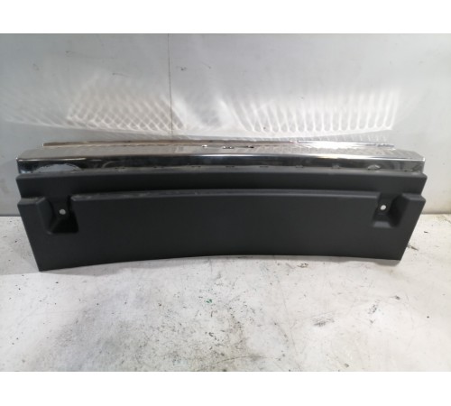 Накладка задней панели кузова внутренняя