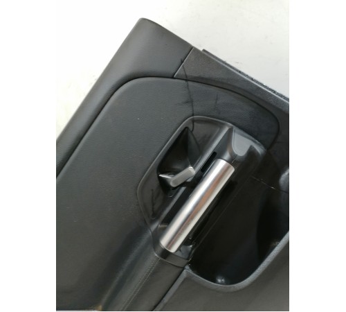 Обшивка двери задняя левая