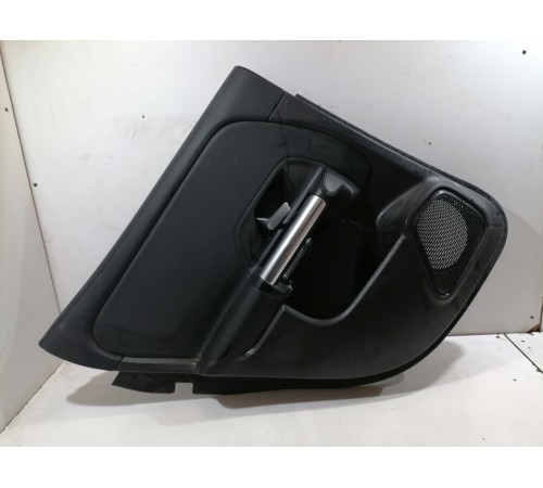 Обшивка двери задняя левая