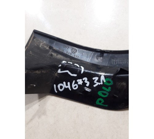 Накладка фонаря задняя левая