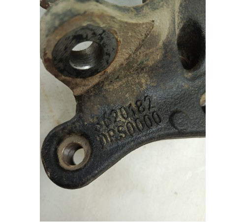 Кулак поворотный задний левый