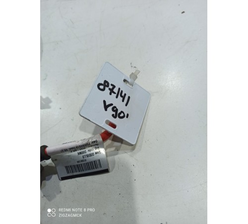 Клемма плюсовая