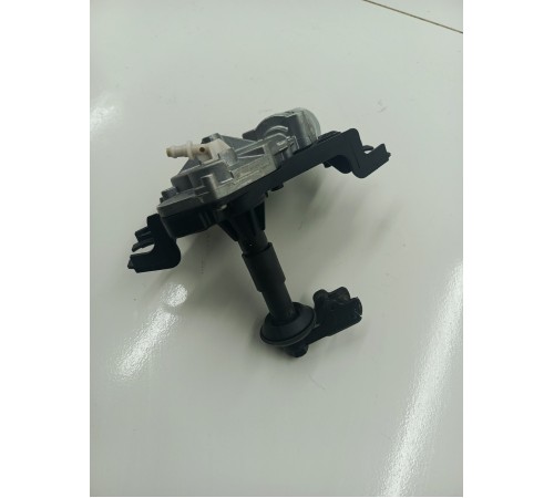 Моторчик стеклоочистителя задний