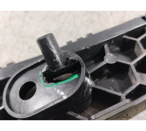 Кронштейн (крепление) заднего бампера левый