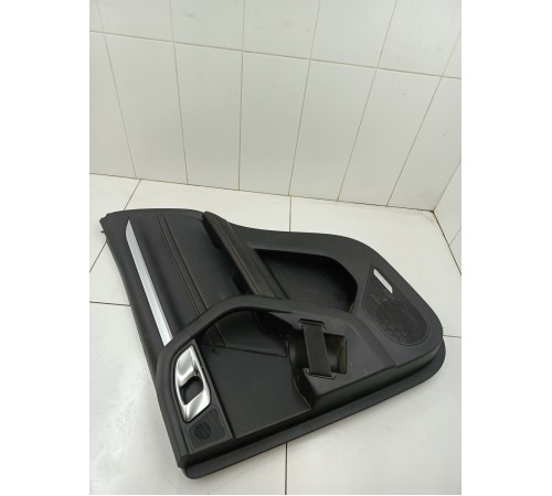 Обшивка двери задняя правая