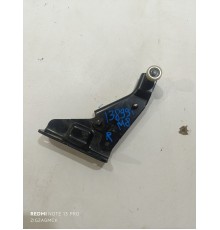 Направляющий ролик правой сдвижной двери