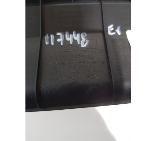 Накладка торпедо под бардачок